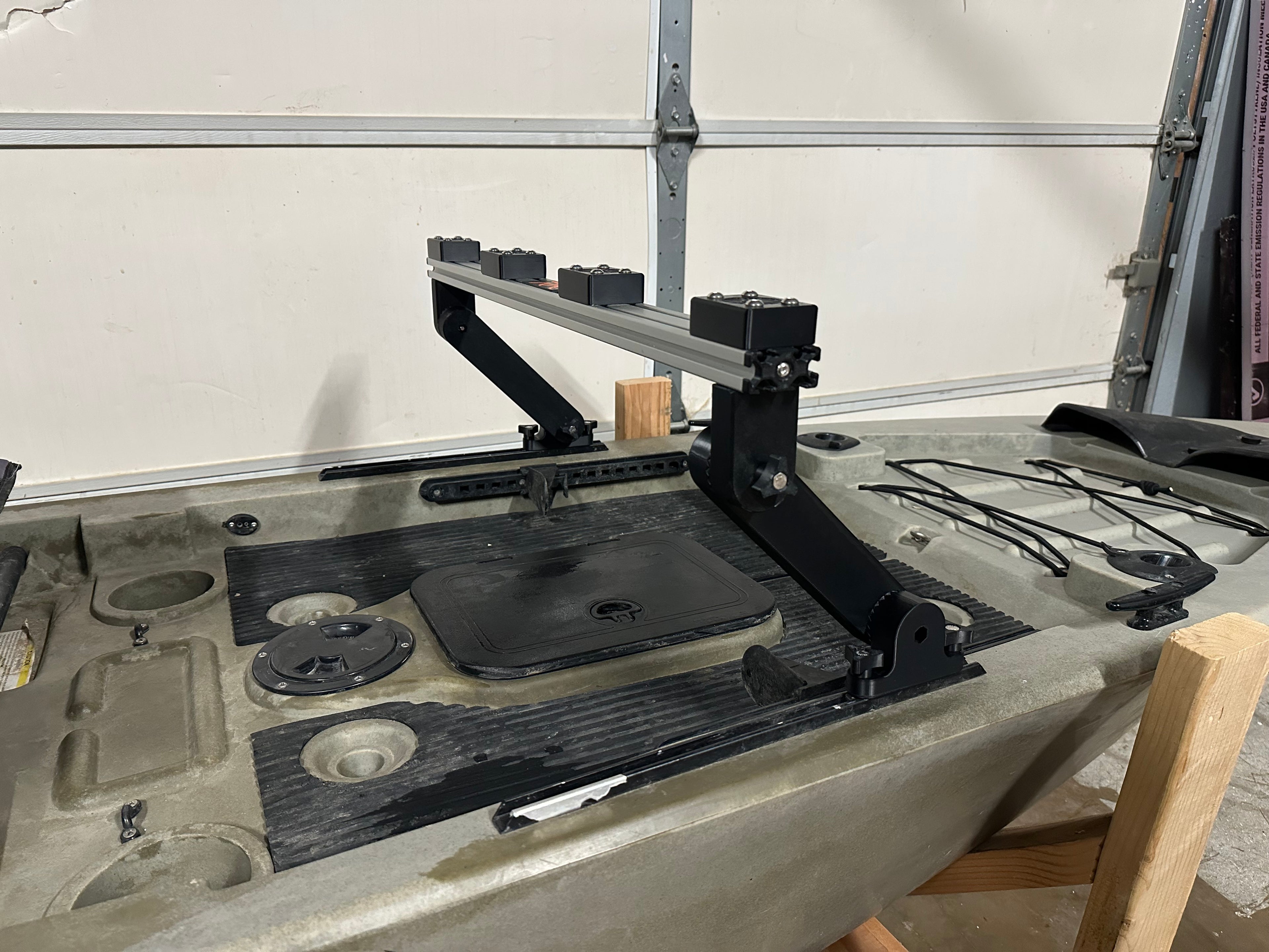 Fixed/Track Mounted Rod Rack
