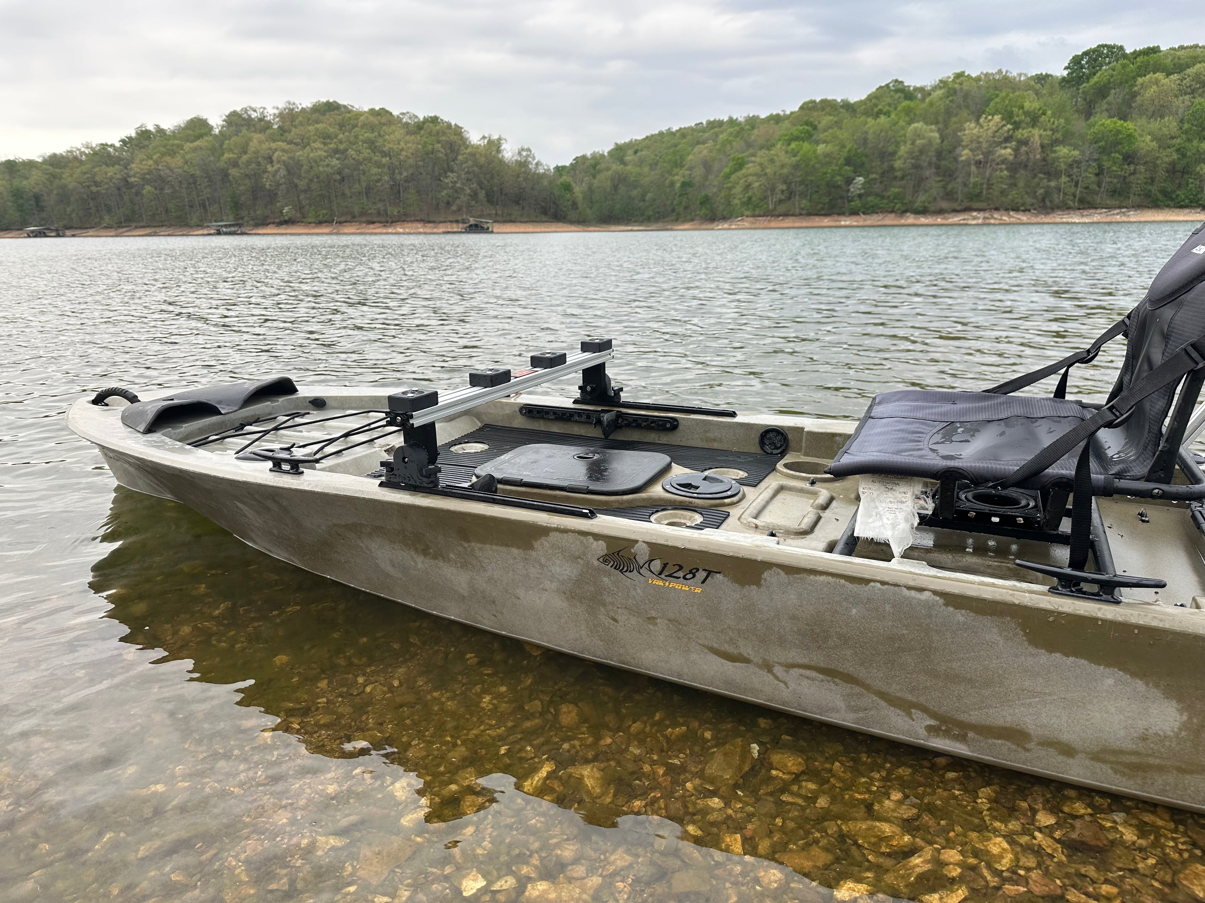 Fixed/Track Mounted Rod Rack